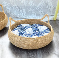 Cozy Woven Cat Bed – Where Cuteness Meets Comfort!