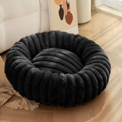 Plush Paradise Pet Bed – Where Sweet Dreams Begin!