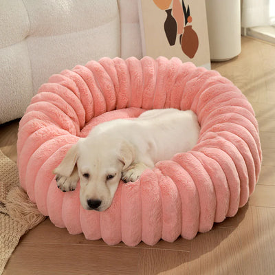 Plush Paradise Pet Bed – Where Sweet Dreams Begin!